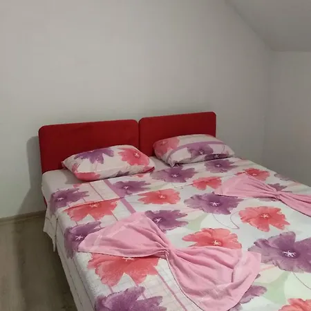 Apartment Beautiful Holiday Mostar Exterior photo